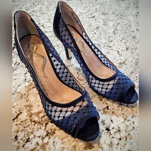 Nina Dress Pumps, NWOT, Size 8